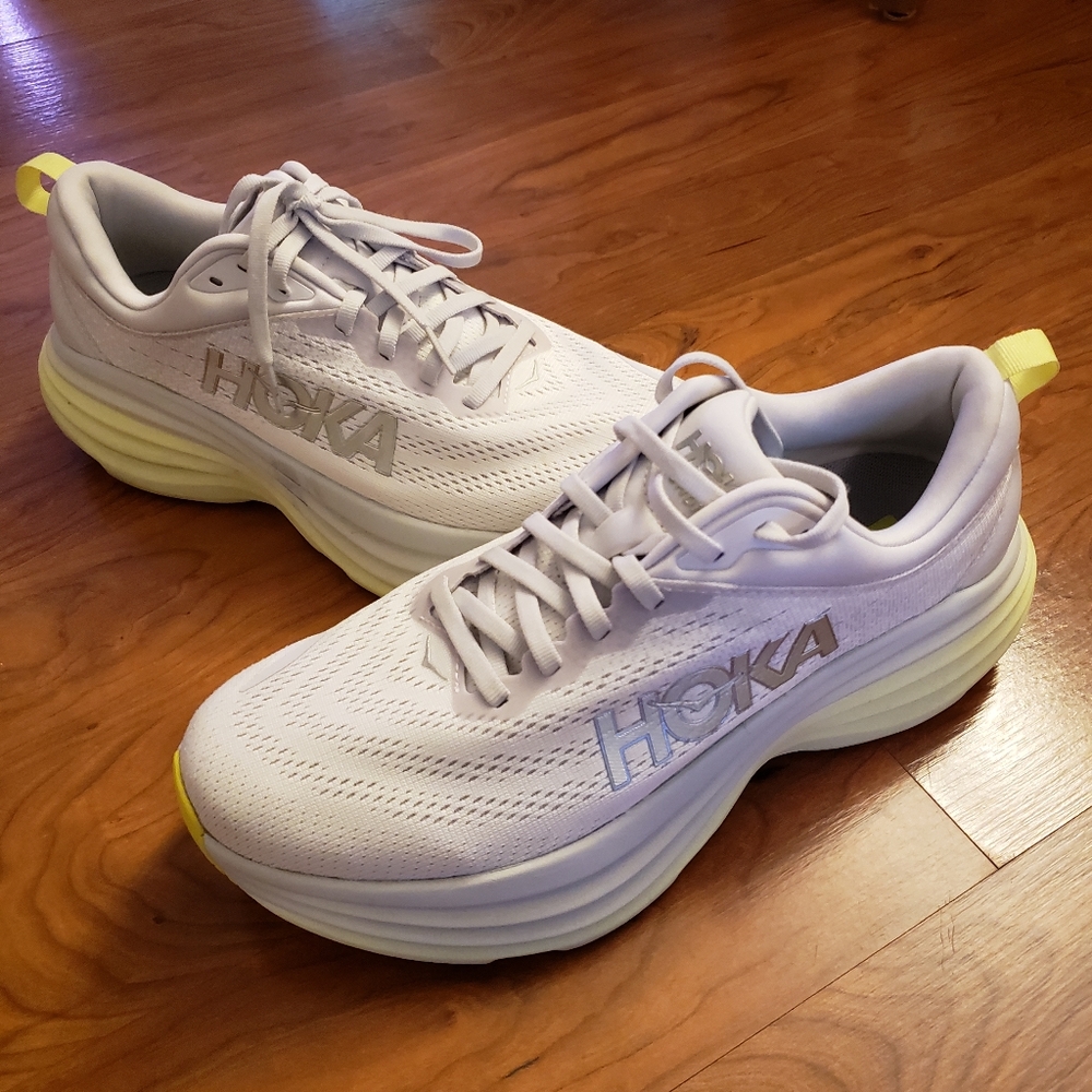HOKA BONDI 8